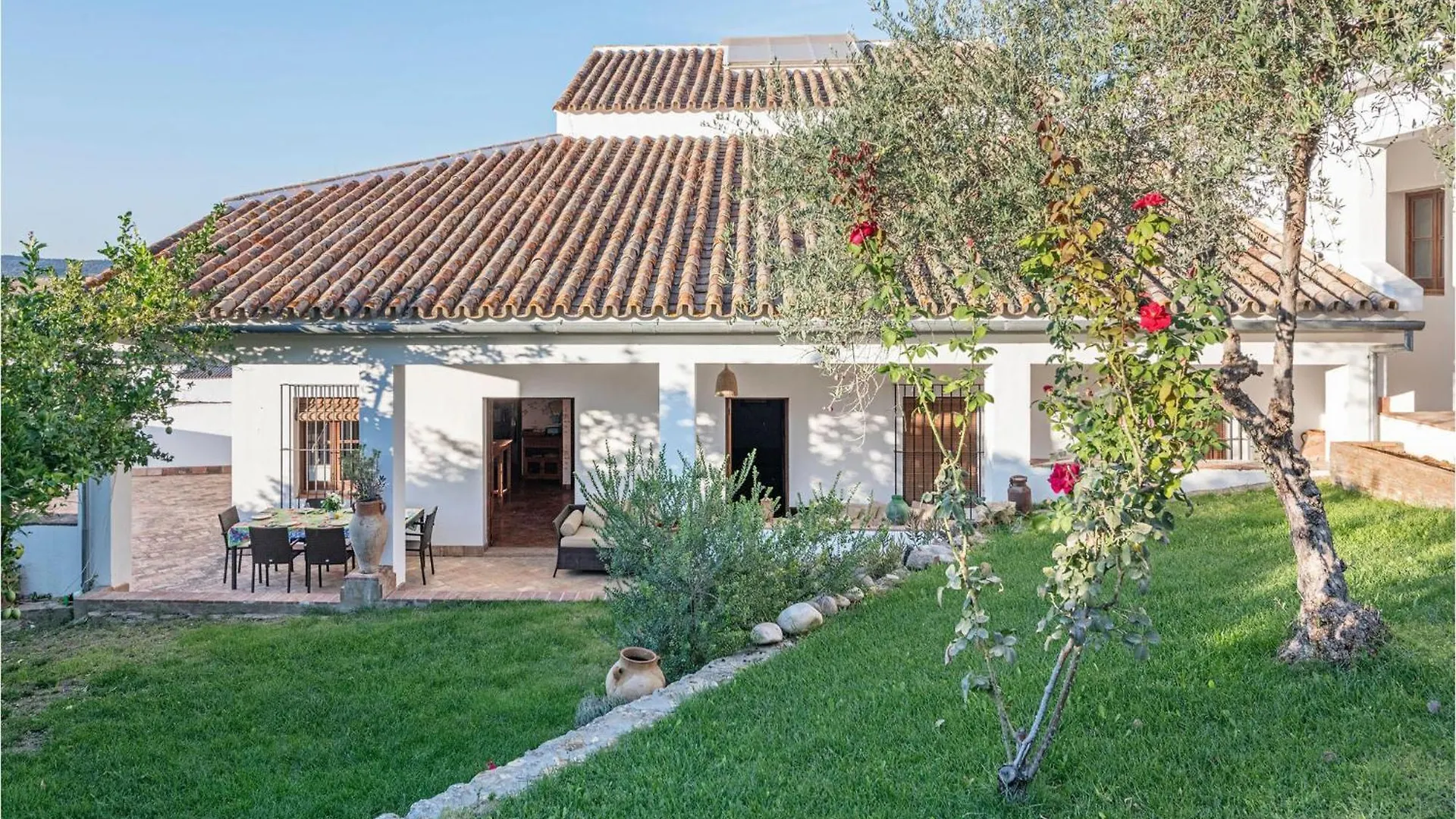 6 Bedroom Stunning Home In La Puebla De Los Infan La Puebla de los Infantes Holiday home
