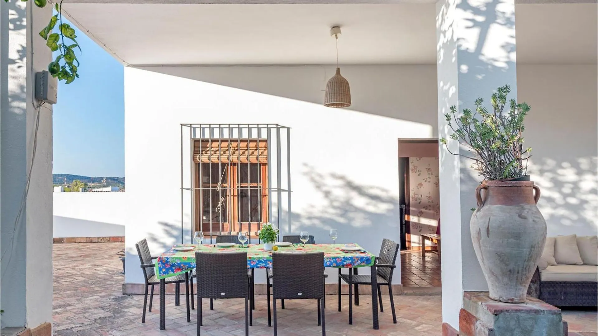 Holiday home 6 Bedroom Stunning Home In La Puebla De Los Infan La Puebla de los Infantes